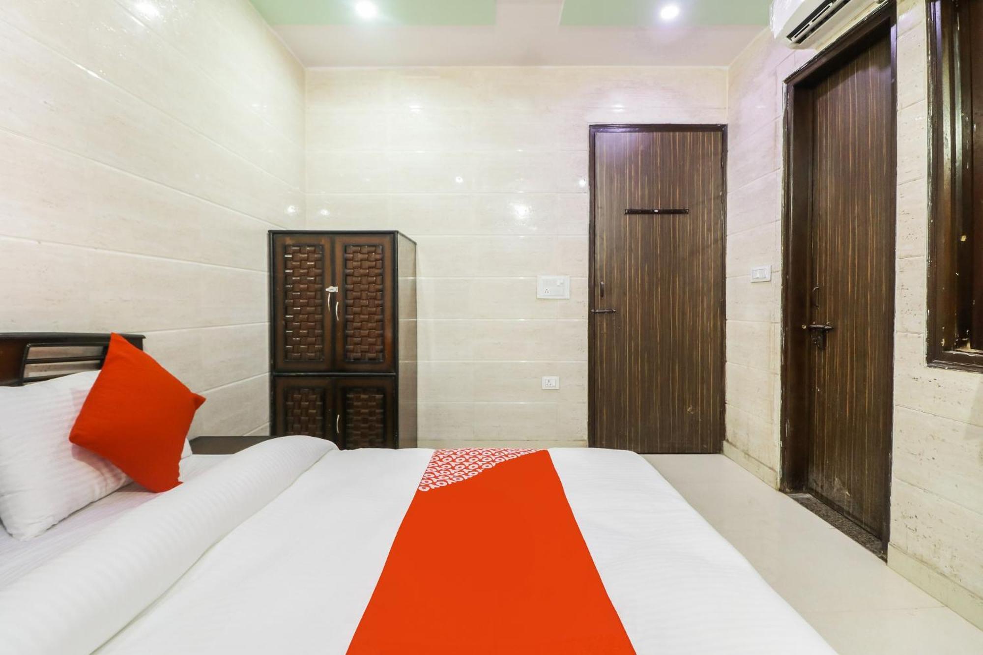 Hotel O Mayur Palace Narela Exterior photo